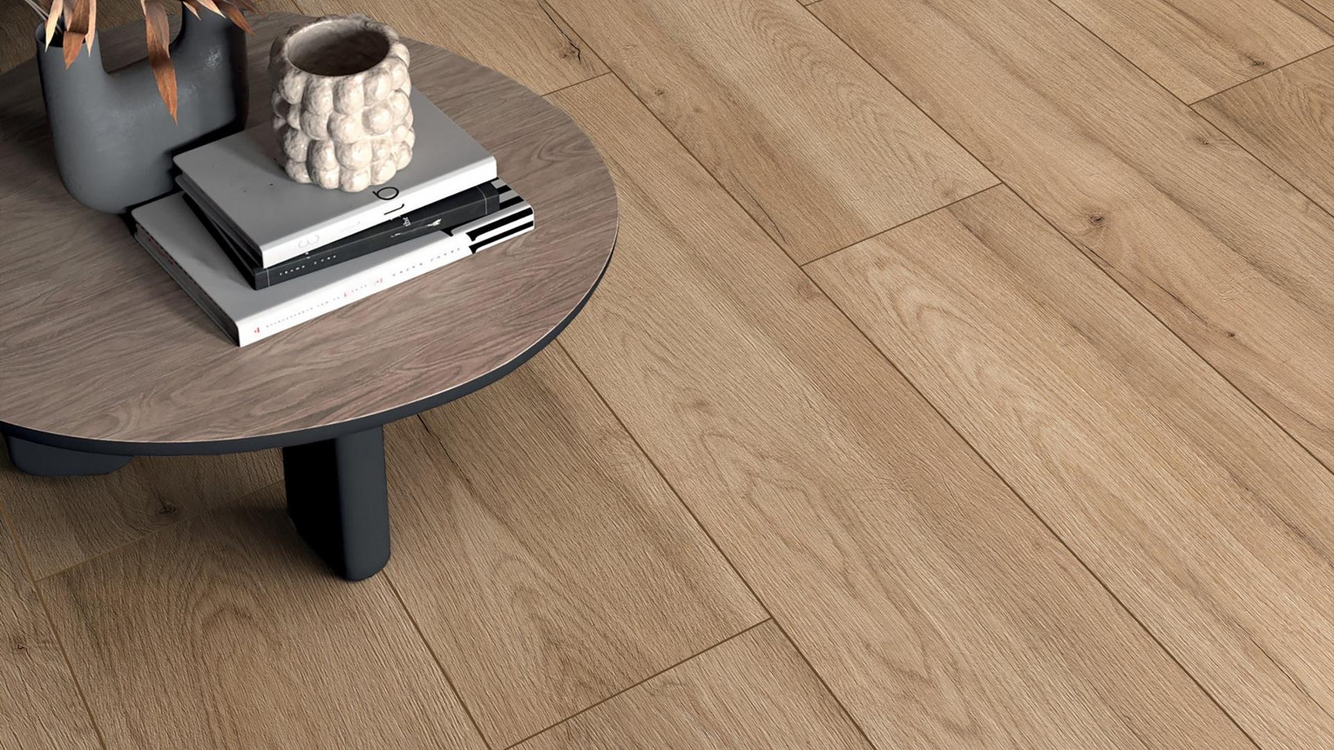 Kaindl Solid Pro SPC vinyl padló 5 mm széles